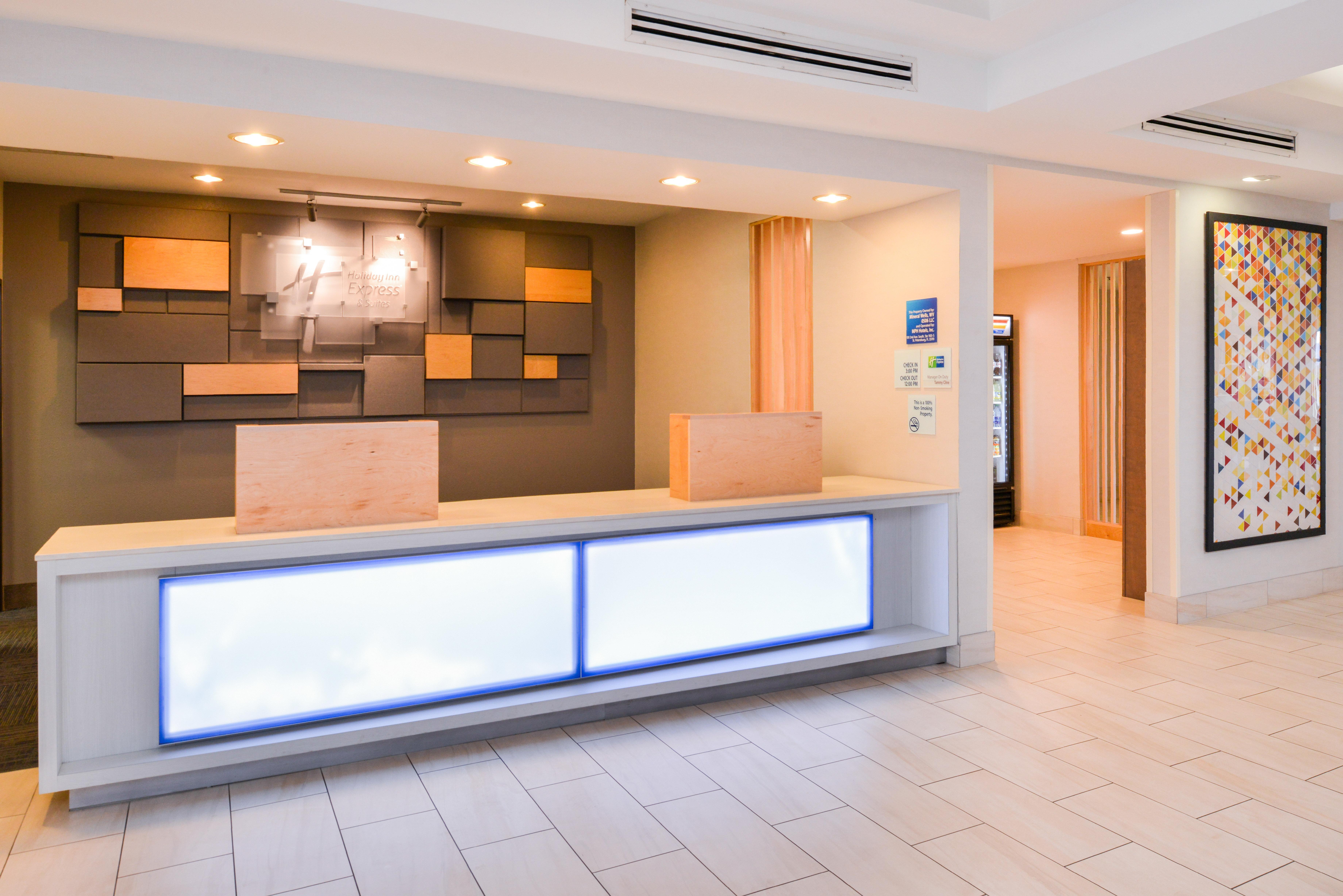 Holiday Inn Express Mineral Wells, an IHG Hotel Parkersburg Exterior foto